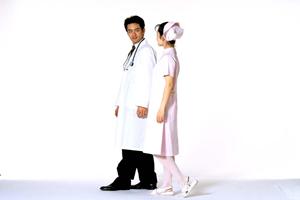 日本橋で評判の美容皮膚科を徹底解剖！肌トラブル解消から若返り施術までの全貌