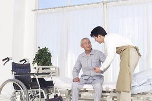 専門医が在籍する歯科医院で歯周病の治療